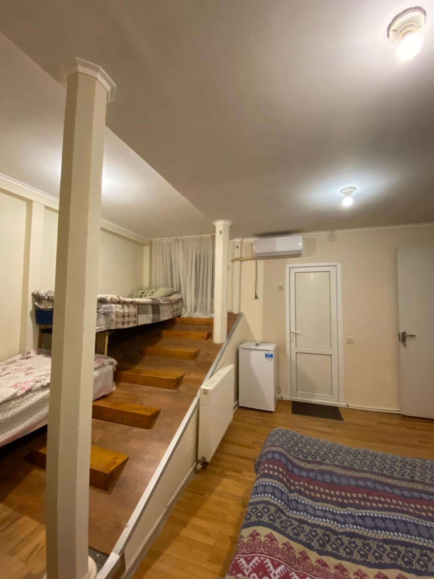 T Rooms Тбилиси Экстерьер фото